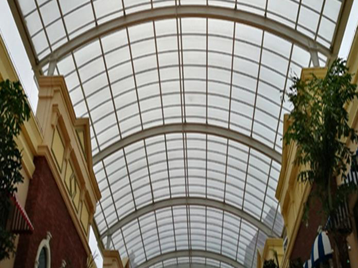 石河子屋面网架顶棚吊装方案